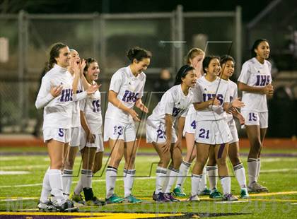 Thumbnail 2 in Skyline vs. Issaquah (WIAA 4A Quaterfinal)  photogallery.