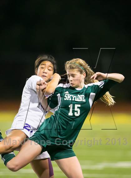 Thumbnail 3 in Skyline vs. Issaquah (WIAA 4A Quaterfinal)  photogallery.