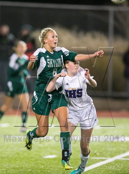 Thumbnail 2 in Skyline vs. Issaquah (WIAA 4A Quaterfinal)  photogallery.