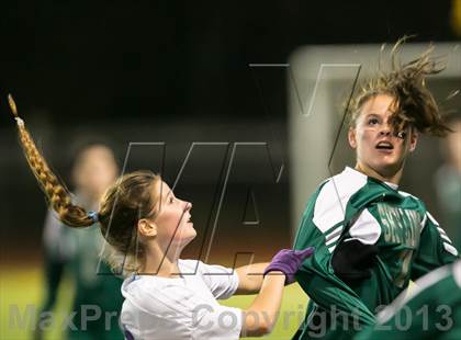 Thumbnail 1 in Skyline vs. Issaquah (WIAA 4A Quaterfinal)  photogallery.