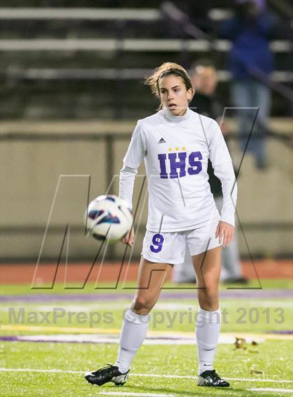 Thumbnail 1 in Skyline vs. Issaquah (WIAA 4A Quaterfinal)  photogallery.