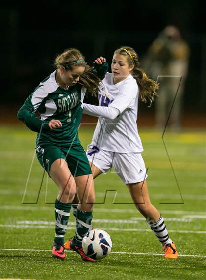 Thumbnail 3 in Skyline vs. Issaquah (WIAA 4A Quaterfinal)  photogallery.