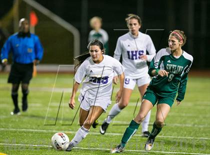 Thumbnail 1 in Skyline vs. Issaquah (WIAA 4A Quaterfinal)  photogallery.