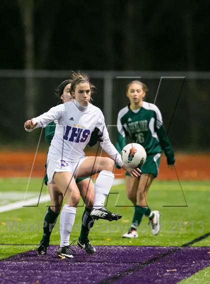 Thumbnail 3 in Skyline vs. Issaquah (WIAA 4A Quaterfinal)  photogallery.