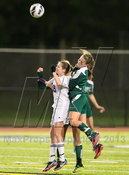 Thumbnail 3 in Skyline vs. Issaquah (WIAA 4A Quaterfinal)  photogallery.