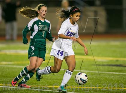 Thumbnail 3 in Skyline vs. Issaquah (WIAA 4A Quaterfinal)  photogallery.