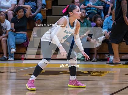Thumbnail 3 in Moanalua vs Kapolei (OIA Division 1 Final) photogallery.