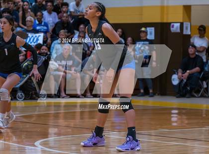 Thumbnail 1 in Moanalua vs Kapolei (OIA Division 1 Final) photogallery.