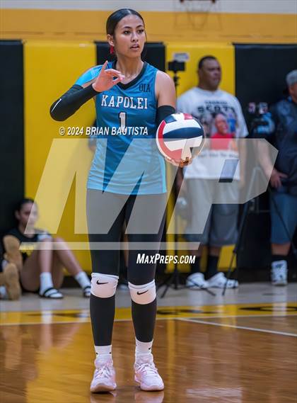 Thumbnail 2 in Moanalua vs Kapolei (OIA Division 1 Final) photogallery.