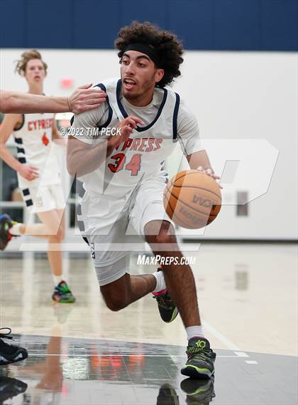 Thumbnail 3 in Capistrano Valley vs. Cypress photogallery.