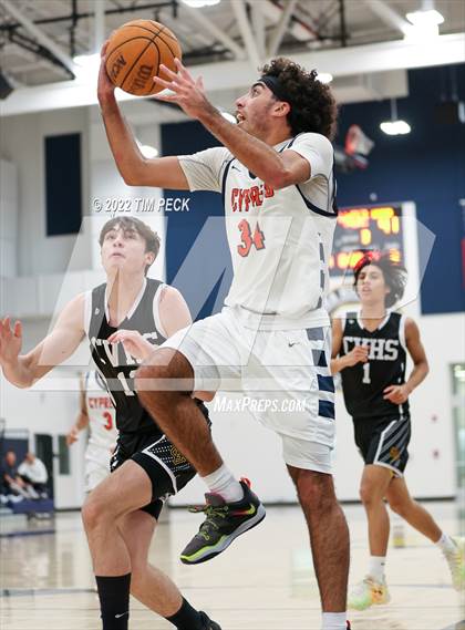 Thumbnail 2 in Capistrano Valley vs. Cypress photogallery.