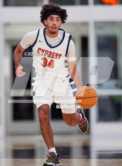 Thumbnail 2 in Capistrano Valley vs. Cypress photogallery.