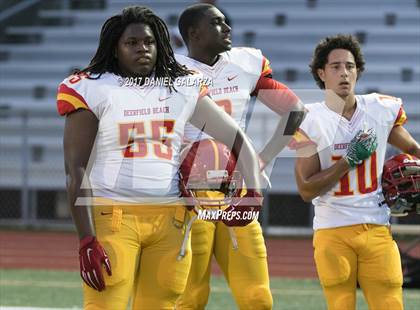 Thumbnail 3 in St. Thomas Aquinas vs Deerfield Beach photogallery.