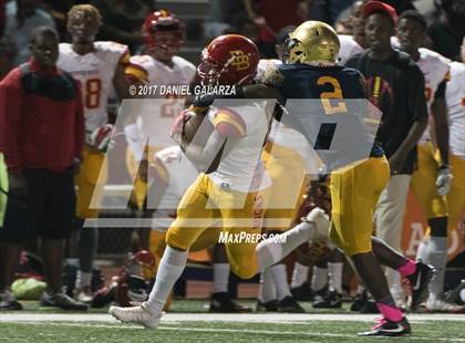 Thumbnail 1 in St. Thomas Aquinas vs Deerfield Beach photogallery.