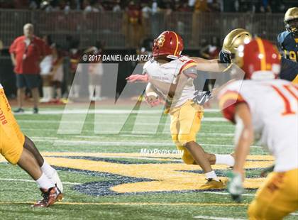 Thumbnail 3 in St. Thomas Aquinas vs Deerfield Beach photogallery.