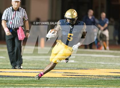 Thumbnail 3 in St. Thomas Aquinas vs Deerfield Beach photogallery.