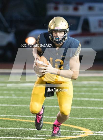Thumbnail 3 in St. Thomas Aquinas vs Deerfield Beach photogallery.