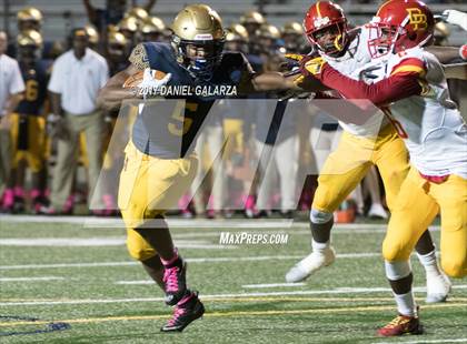 Thumbnail 3 in St. Thomas Aquinas vs Deerfield Beach photogallery.