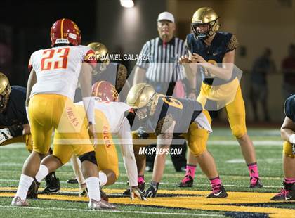 Thumbnail 1 in St. Thomas Aquinas vs Deerfield Beach photogallery.