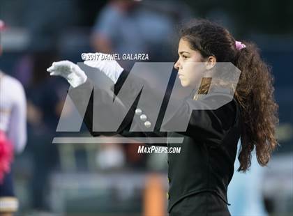 Thumbnail 2 in St. Thomas Aquinas vs Deerfield Beach photogallery.