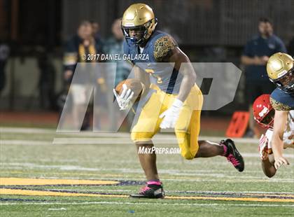 Thumbnail 3 in St. Thomas Aquinas vs Deerfield Beach photogallery.