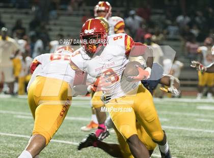 Thumbnail 3 in St. Thomas Aquinas vs Deerfield Beach photogallery.