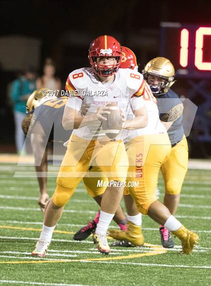 Thumbnail 1 in St. Thomas Aquinas vs Deerfield Beach photogallery.