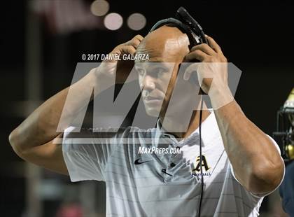 Thumbnail 1 in St. Thomas Aquinas vs Deerfield Beach photogallery.