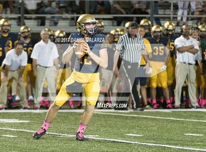 Thumbnail 2 in St. Thomas Aquinas vs Deerfield Beach photogallery.