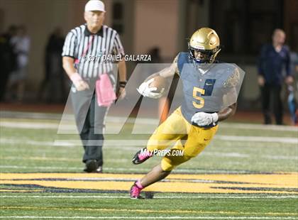 Thumbnail 1 in St. Thomas Aquinas vs Deerfield Beach photogallery.