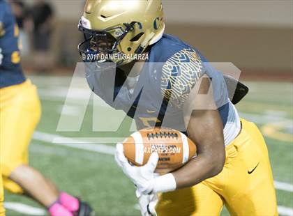 Thumbnail 3 in St. Thomas Aquinas vs Deerfield Beach photogallery.