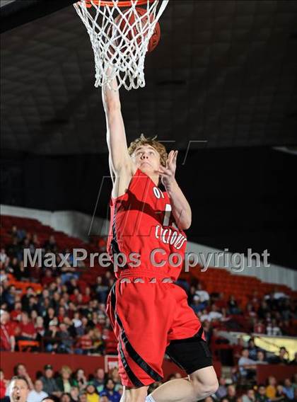 Thumbnail 2 in Ottawa vs. Basehor-Linwood (KSHSAA 4A State Final) photogallery.