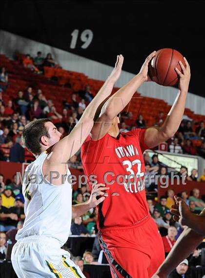 Thumbnail 3 in Ottawa vs. Basehor-Linwood (KSHSAA 4A State Final) photogallery.