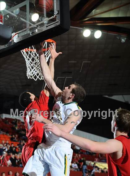 Thumbnail 3 in Ottawa vs. Basehor-Linwood (KSHSAA 4A State Final) photogallery.