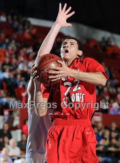 Thumbnail 3 in Ottawa vs. Basehor-Linwood (KSHSAA 4A State Final) photogallery.