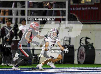 Thumbnail 3 in Ennis @ Wilson (UIL 5A D2 Football Bi-District) photogallery.