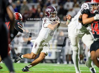 Thumbnail 3 in Ennis @ Wilson (UIL 5A D2 Football Bi-District) photogallery.