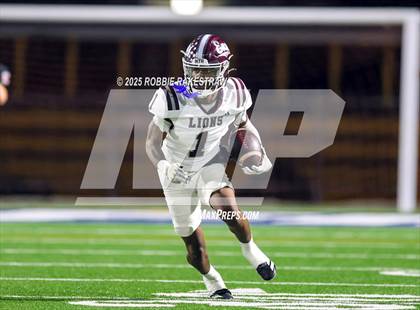 Thumbnail 3 in Ennis @ Wilson (UIL 5A D2 Football Bi-District) photogallery.