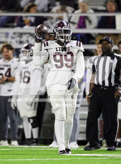 Thumbnail 2 in Ennis @ Wilson (UIL 5A D2 Football Bi-District) photogallery.