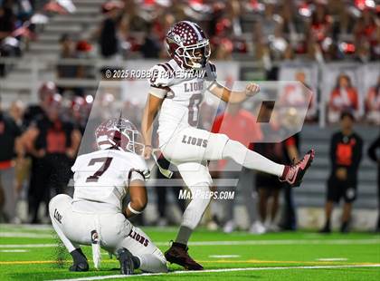Thumbnail 2 in Ennis @ Wilson (UIL 5A D2 Football Bi-District) photogallery.