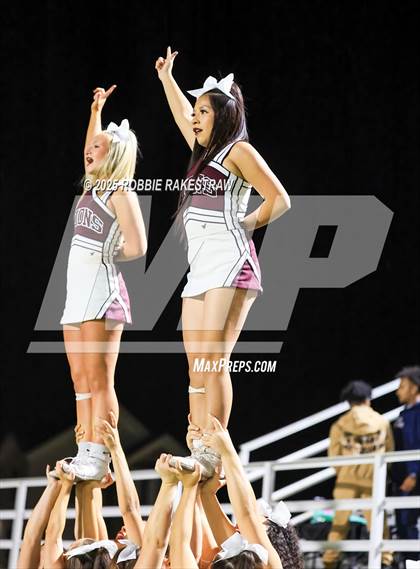 Thumbnail 2 in Ennis @ Wilson (UIL 5A D2 Football Bi-District) photogallery.