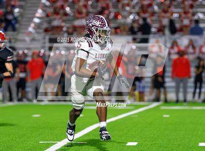 Thumbnail 3 in Ennis @ Wilson (UIL 5A D2 Football Bi-District) photogallery.