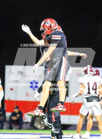 Thumbnail 2 in Ennis @ Wilson (UIL 5A D2 Football Bi-District) photogallery.