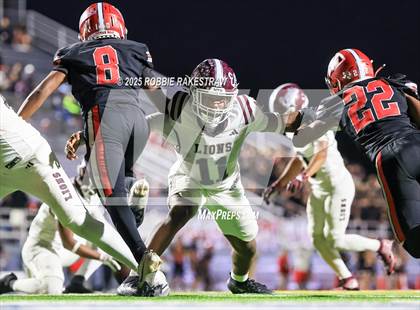 Thumbnail 3 in Ennis @ Wilson (UIL 5A D2 Football Bi-District) photogallery.