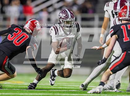 Thumbnail 3 in Ennis @ Wilson (UIL 5A D2 Football Bi-District) photogallery.