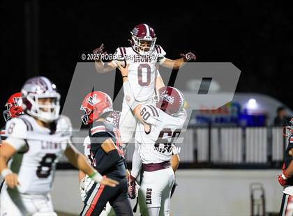Thumbnail 3 in Ennis @ Wilson (UIL 5A D2 Football Bi-District) photogallery.