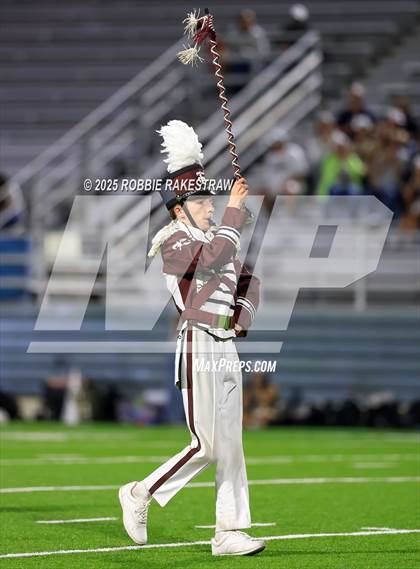 Thumbnail 1 in Ennis @ Wilson (UIL 5A D2 Football Bi-District) photogallery.