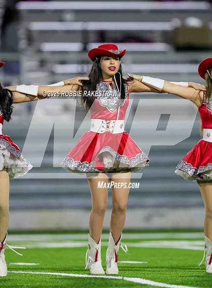Thumbnail 2 in Ennis @ Wilson (UIL 5A D2 Football Bi-District) photogallery.
