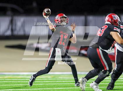 Thumbnail 1 in Ennis @ Wilson (UIL 5A D2 Football Bi-District) photogallery.
