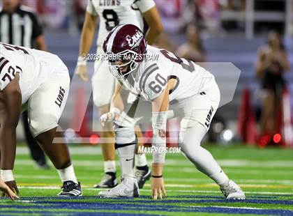 Thumbnail 3 in Ennis @ Wilson (UIL 5A D2 Football Bi-District) photogallery.
